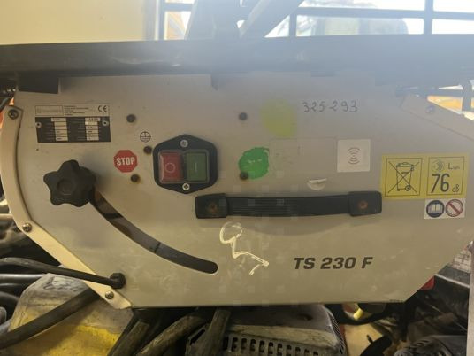 SCIE DE CARRELAGE HUSQVARNA TS230F - כלי/ ציוד: תמונה 1 SCIE DE CARRELAGE HUSQVARNA TS230F - כלי/ ציוד: תמונה 1