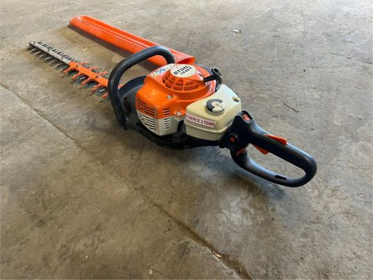 Taille haies thermique STIHL HS 82 R - ציוד לגינה: תמונה 4 Taille haies thermique STIHL HS 82 R - ציוד לגינה: תמונה 4