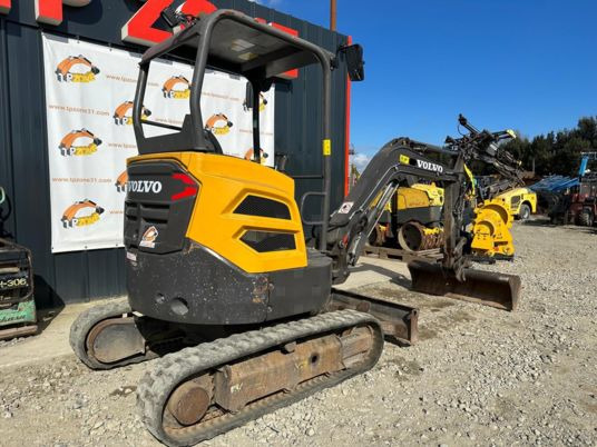 Volvo ECR25D à 23900 euros HT - מיני מחפר: תמונה 3 Volvo ECR25D à 23900 euros HT - מיני מחפר: תמונה 3