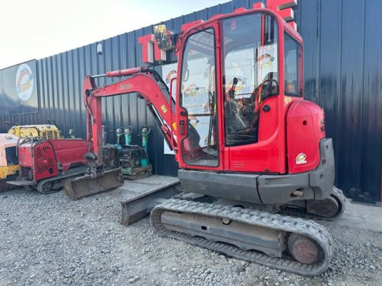 Wacker Neuson EZ38 Cabine à 19900 € HT - מיני מחפר: תמונה 4 Wacker Neuson EZ38 Cabine à 19900 € HT - מיני מחפר: תמונה 4