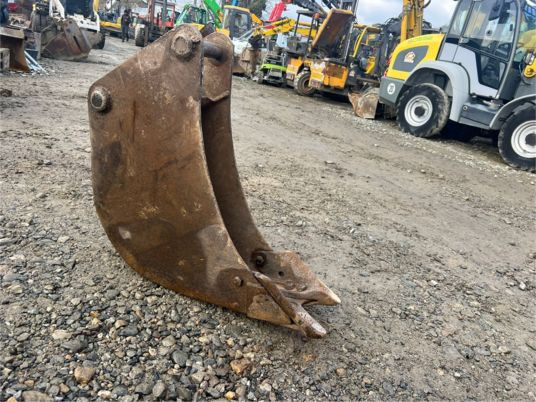 Godet de tranchée jcb - axe 45 mm - דלי מחפר: תמונה 3 Godet de tranchée jcb - axe 45 mm - דלי מחפר: תמונה 3