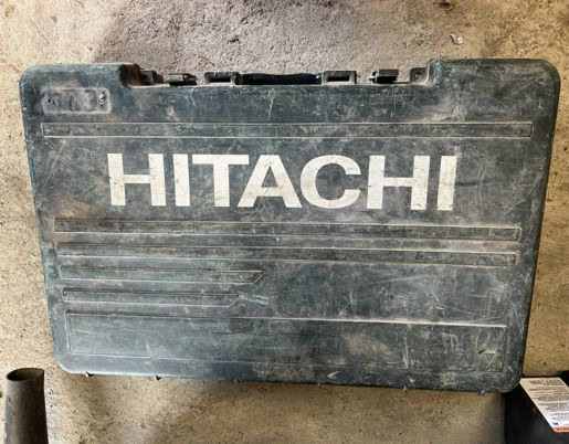 Perforateur / burineur hitachi dh 40 - ציוד לסדנאות: תמונה 4 Perforateur / burineur hitachi dh 40 - ציוד לסדנאות: תמונה 4