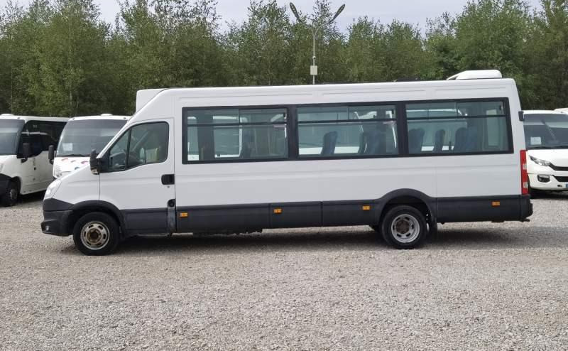 Iveco Daily 23 *NOWY SILNIK* 2 SZTUKI*, klima, winda - אוטובוס פרברים: תמונה 5 Iveco Daily 23 *NOWY SILNIK* 2 SZTUKI*, klima, winda - אוטובוס פרברים: תמונה 5
