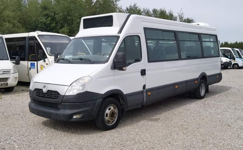 Iveco Daily 23 *NOWY SILNIK* 2 SZTUKI*, klima, winda - אוטובוס פרברים: תמונה 3 Iveco Daily 23 *NOWY SILNIK* 2 SZTUKI*, klima, winda - אוטובוס פרברים: תמונה 3