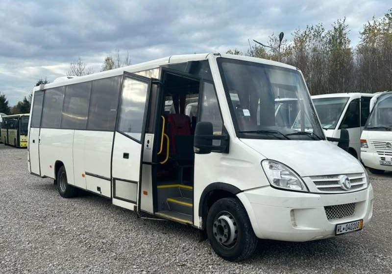 Iveco Daily Kutsenits 2011 Rossero, Prodig - מיניבוס, כלי רכב מסחרי לנוסעים: תמונה 1 Iveco Daily Kutsenits 2011 Rossero, Prodig - מיניבוס, כלי רכב מסחרי לנוסעים: תמונה 1