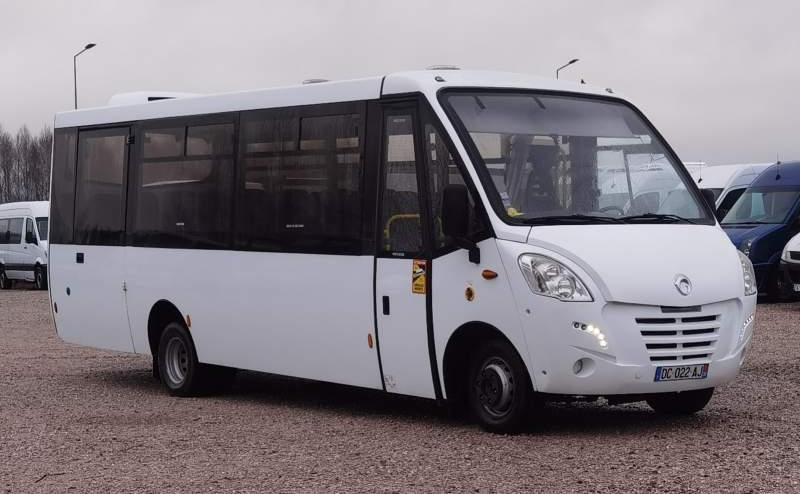 Iveco Kapena Thesi 34 EURO V *daily*wing*mediano - אוטובוס פרברים: תמונה 1 Iveco Kapena Thesi 34 EURO V *daily*wing*mediano - אוטובוס פרברים: תמונה 1