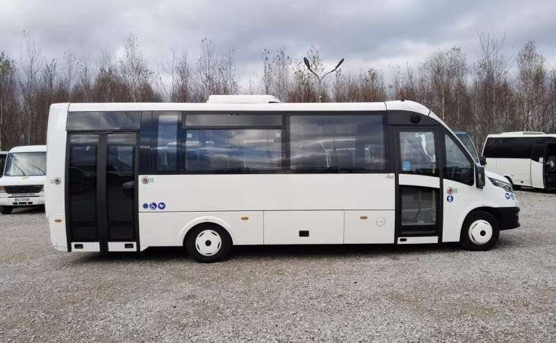 Iveco Rosero First 2022 EURO 6 2szt - מיניבוס, כלי רכב מסחרי לנוסעים: תמונה 5 Iveco Rosero First 2022 EURO 6 2szt - מיניבוס, כלי רכב מסחרי לנוסעים: תמונה 5