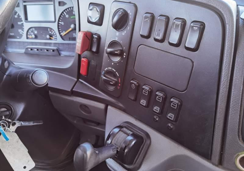Mercedes-Benz Atego Automet Apollo 38+10 - אוטובוס פרברים: תמונה 4 Mercedes-Benz Atego Automet Apollo 38+10 - אוטובוס פרברים: תמונה 4