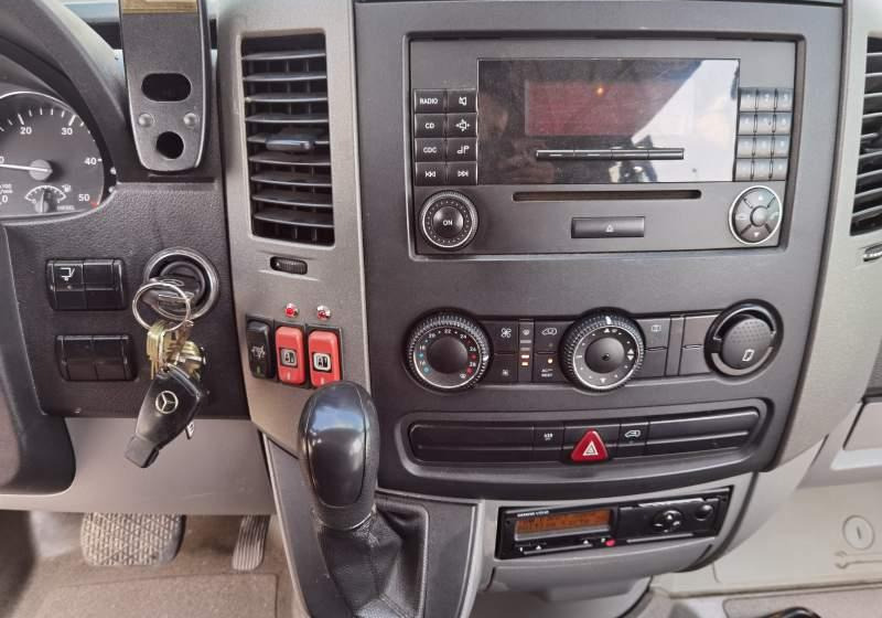 אוטובוס עירוני Mercedes-Benz Sprinter City 13+11: תמונה 8 אוטובוס עירוני Mercedes-Benz Sprinter City 13+11: תמונה 8