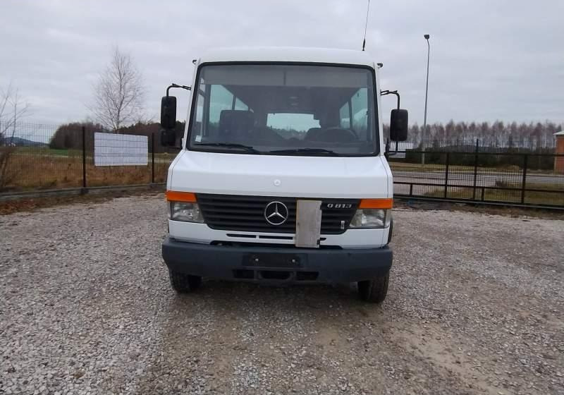 Mercedes-Benz Vario 813D 39 miejsc - אוטובוס פרברים: תמונה 2 Mercedes-Benz Vario 813D 39 miejsc - אוטובוס פרברים: תמונה 2