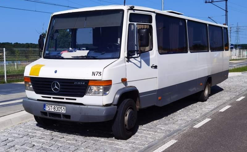 Mercedes-Benz Vario 814D 38+12 - אוטובוס פרברים: תמונה 1 Mercedes-Benz Vario 814D 38+12 - אוטובוס פרברים: תמונה 1