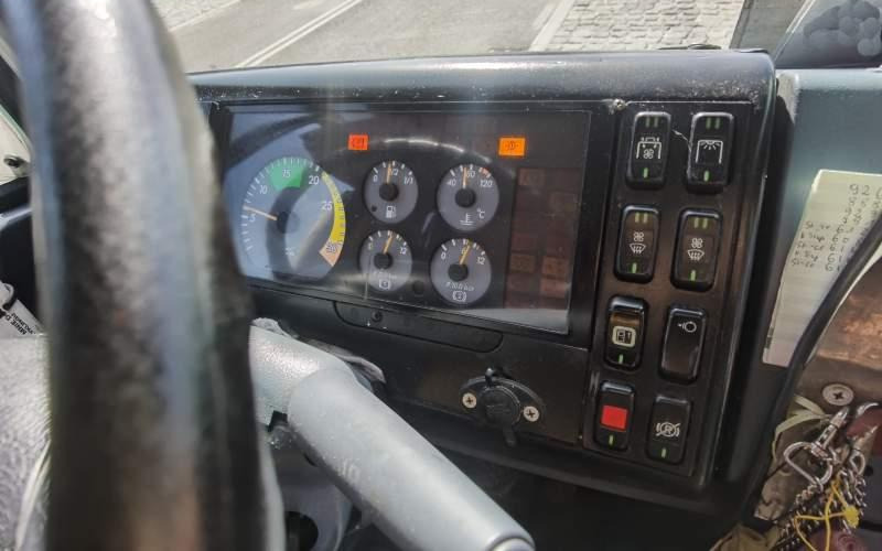Mercedes-Benz Vario 814D 38+12 - אוטובוס פרברים: תמונה 5 Mercedes-Benz Vario 814D 38+12 - אוטובוס פרברים: תמונה 5