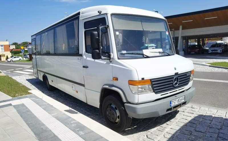 Mercedes-Benz Vario 814D 38+15 - אוטובוס פרברים: תמונה 2 Mercedes-Benz Vario 814D 38+15 - אוטובוס פרברים: תמונה 2
