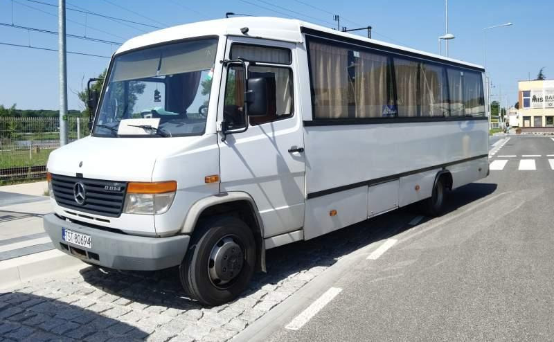 Mercedes-Benz Vario 814D 38+15 - אוטובוס פרברים: תמונה 1 Mercedes-Benz Vario 814D 38+15 - אוטובוס פרברים: תמונה 1