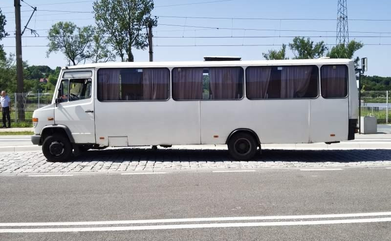 Mercedes-Benz Vario 814D 39+12 - אוטובוס פרברים: תמונה 5 Mercedes-Benz Vario 814D 39+12 - אוטובוס פרברים: תמונה 5