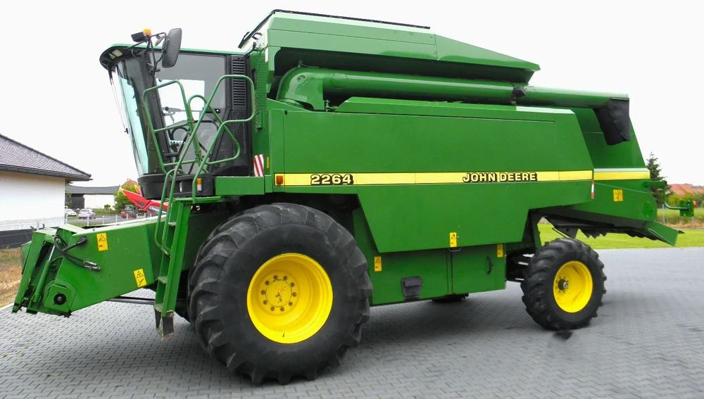 John Deere 2264 2001 Rok heder 6,1m , Nie Malowany, Stan Bardzo Dobry - מקצרת קומבינה: תמונה 1 John Deere 2264 2001 Rok heder 6,1m , Nie Malowany, Stan Bardzo Dobry - מקצרת קומבינה: תמונה 1