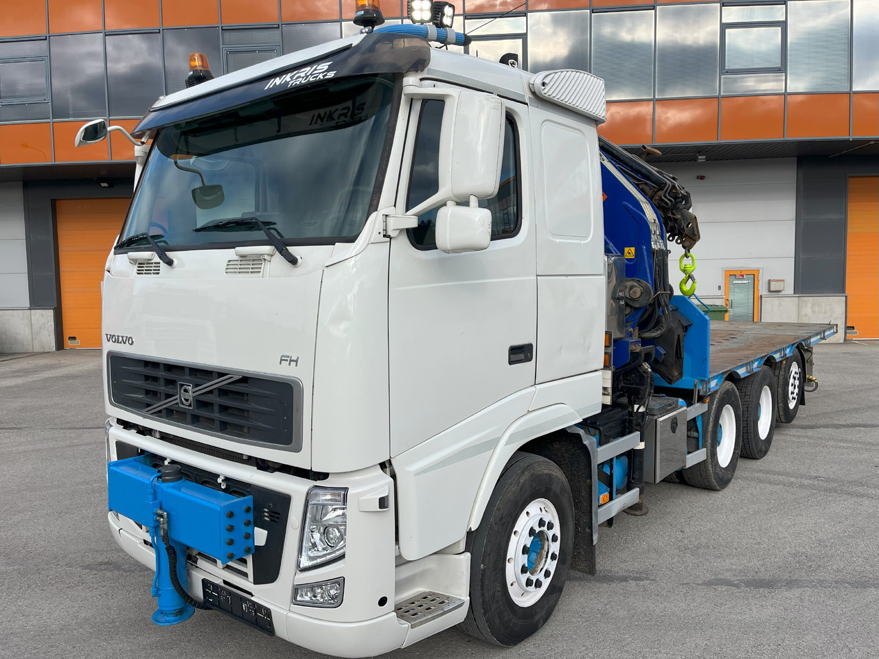 VOLVO FH 8x4 + Crane 48tm year 2006 + Jib + platform + tractor - משאית מנוף: תמונה 4 VOLVO FH 8x4 + Crane 48tm year 2006 + Jib + platform + tractor - משאית מנוף: תמונה 4
