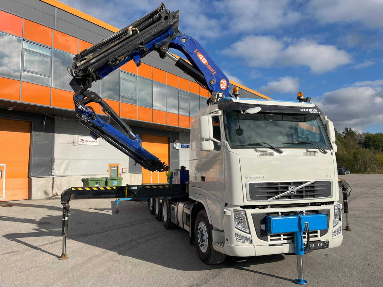 VOLVO FH 8x4 + Crane 48tm year 2006 + Jib + platform + tractor - משאית מנוף: תמונה 1 VOLVO FH 8x4 + Crane 48tm year 2006 + Jib + platform + tractor - משאית מנוף: תמונה 1