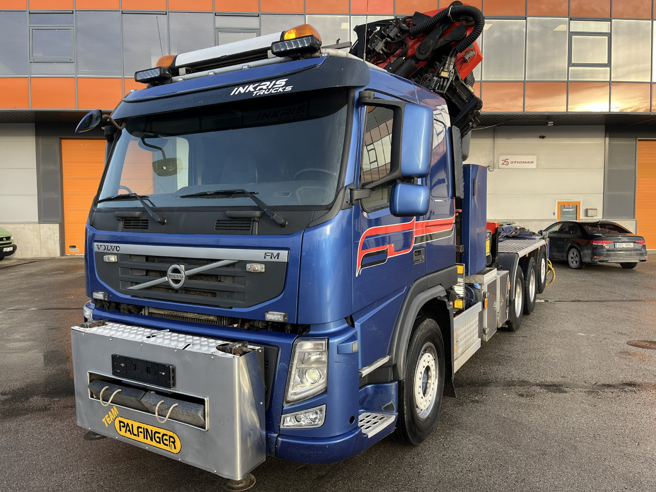 VOLVO FM 500 8X4 + Crane Palfinger PK53002SH YEAR 2016 + JIB PJ125 - משאית מנוף: תמונה 4 VOLVO FM 500 8X4 + Crane Palfinger PK53002SH YEAR 2016 + JIB PJ125 - משאית מנוף: תמונה 4