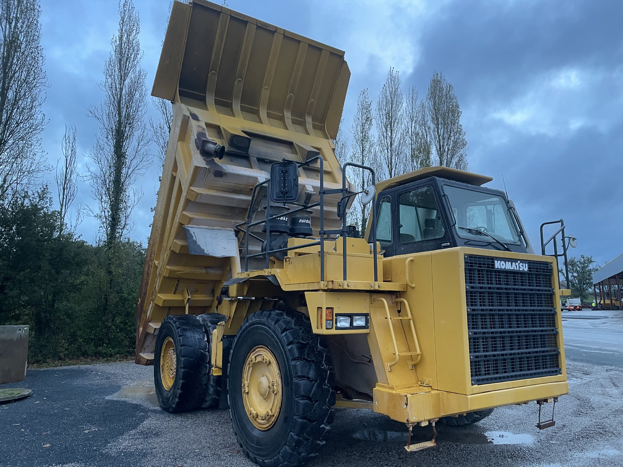 KOMATSU Hd405-6 - משאית סלעים/ מסיר פסולת קשיח: תמונה 4 KOMATSU Hd405-6 - משאית סלעים/ מסיר פסולת קשיח: תמונה 4