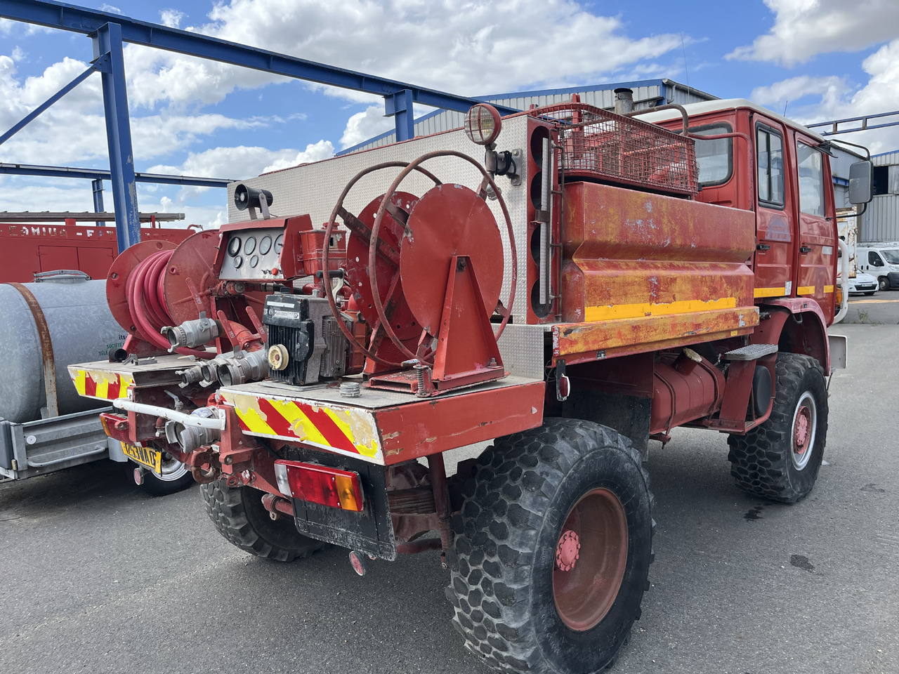 RENAULT 85-150 4x4 ccf citerne - משאית אש: תמונה 5 RENAULT 85-150 4x4 ccf citerne - משאית אש: תמונה 5