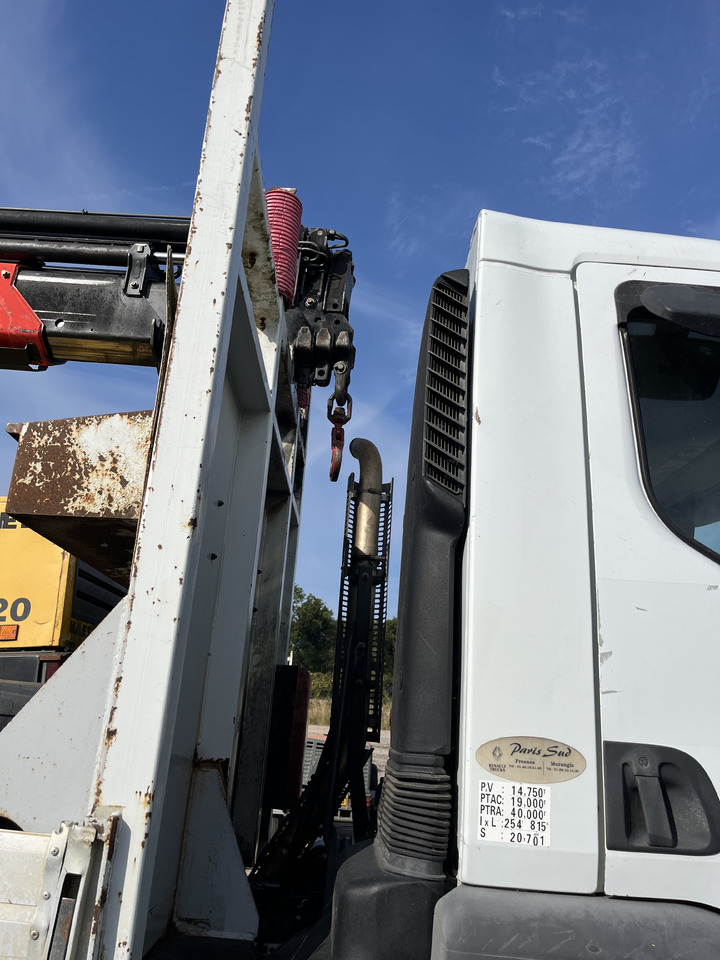 RENAULT Kerax 370dci 4x4 plateau grue Palfinger pk29002 - משאית צד נופל/ שטוחה, משאית מנוף: תמונה 4 RENAULT Kerax 370dci 4x4 plateau grue Palfinger pk29002 - משאית צד נופל/ שטוחה, משאית מנוף: תמונה 4