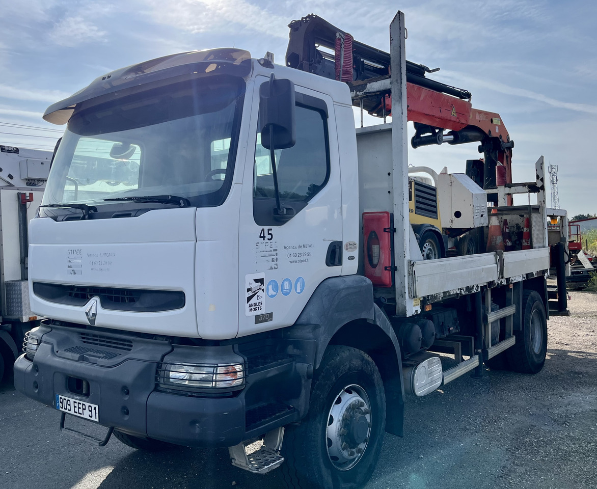 RENAULT Kerax 370dci 4x4 plateau grue Palfinger pk29002 - משאית צד נופל/ שטוחה, משאית מנוף: תמונה 1 RENAULT Kerax 370dci 4x4 plateau grue Palfinger pk29002 - משאית צד נופל/ שטוחה, משאית מנוף: תמונה 1