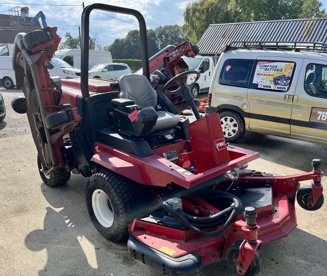 TORO 4000d 4000 d groundsmaster - מכסחת גינה: תמונה 4 TORO 4000d 4000 d groundsmaster - מכסחת גינה: תמונה 4
