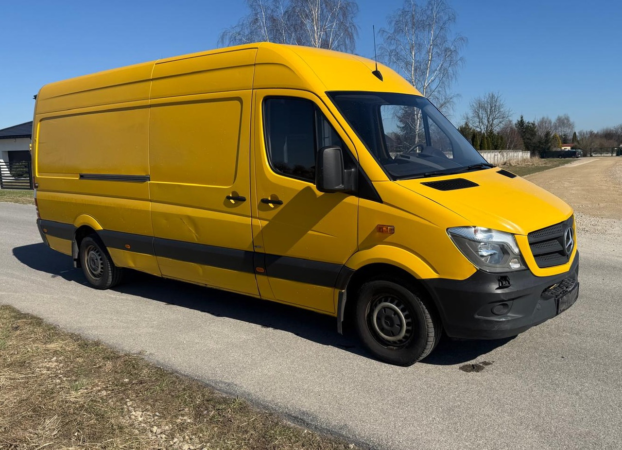 כלי רכב מסחרי עם לוח Mercedes Sprinter 314 CDI: תמונה 9