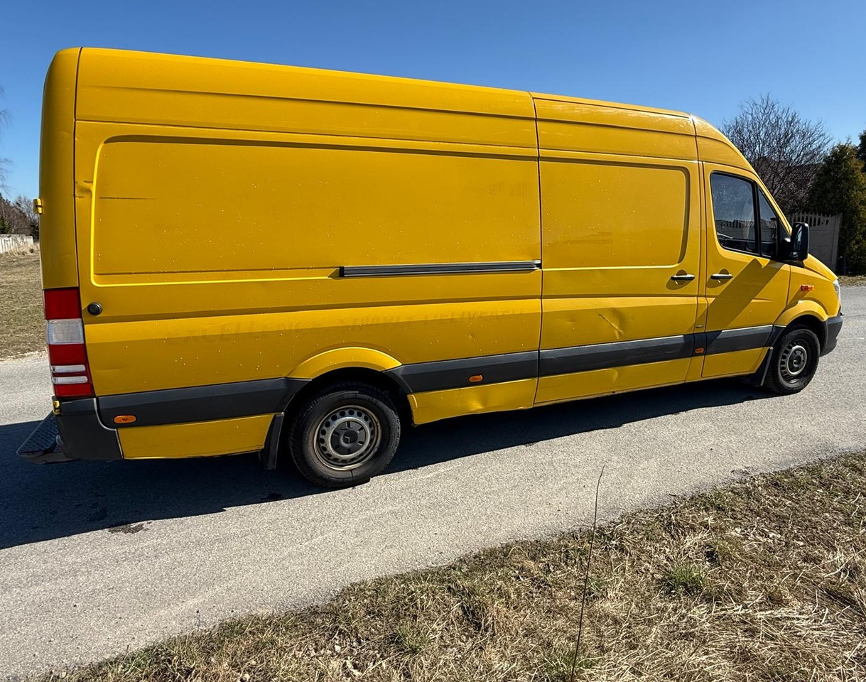 כלי רכב מסחרי עם לוח Mercedes Sprinter 314 CDI: תמונה 8