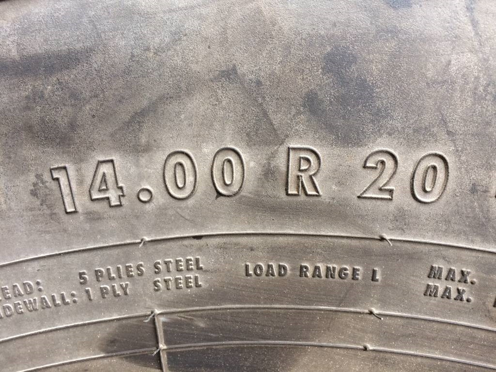 Continental 14.00R20 HCS - NEW (DEMO) - צמיג עבור משאית: תמונה 4 Continental 14.00R20 HCS - NEW (DEMO) - צמיג עבור משאית: תמונה 4