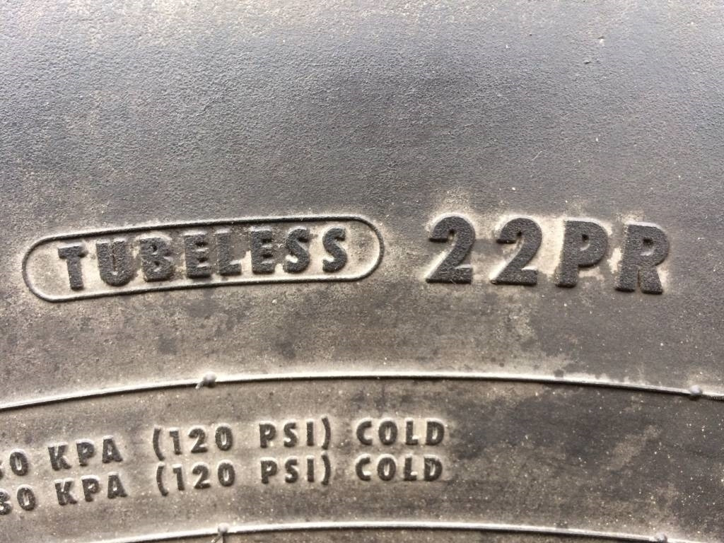 Continental 14.00R20 HCS - NEW (DEMO) - צמיג עבור משאית: תמונה 5 Continental 14.00R20 HCS - NEW (DEMO) - צמיג עבור משאית: תמונה 5