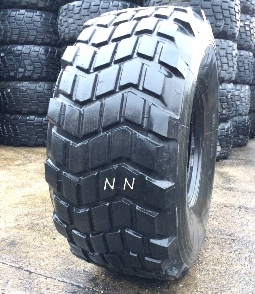 Michelin 525/65R20.5 XS - USED NN 95% - צמיג עבור מכונה חקלאית: תמונה 1 Michelin 525/65R20.5 XS - USED NN 95% - צמיג עבור מכונה חקלאית: תמונה 1