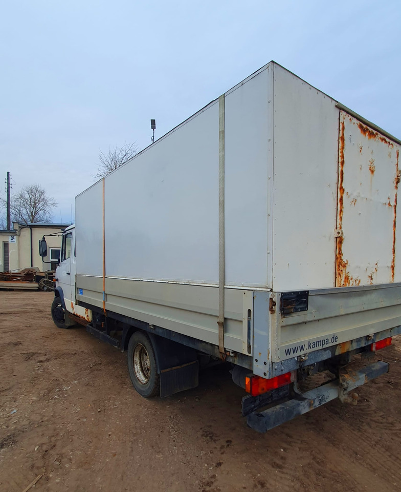 MERCEDES-BENZ Vario 814D - משאית צד נופל/ שטוחה: תמונה 4 MERCEDES-BENZ Vario 814D - משאית צד נופל/ שטוחה: תמונה 4