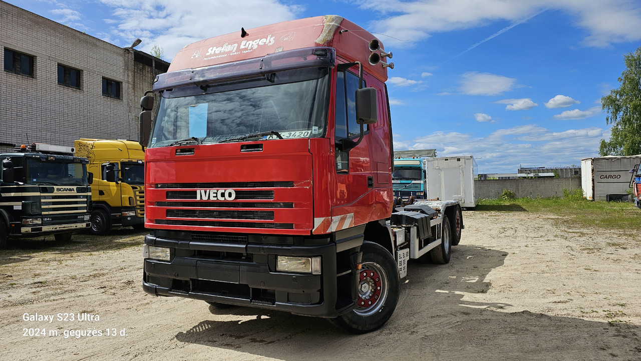 IVECO 240E42 6x2 - משאית הרמת וו: תמונה 2 IVECO 240E42 6x2 - משאית הרמת וו: תמונה 2