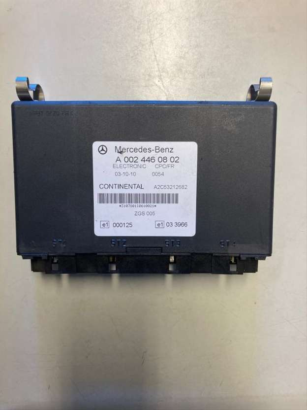 Mercedes-Benz A0024460802 Mercedes CPC FR Steuergerät Actros Citaro A 002 446 08 - מערכת חשמל עבור משאית: תמונה 1 Mercedes-Benz A0024460802 Mercedes CPC FR Steuergerät Actros Citaro A 002 446 08 - מערכת חשמל עבור משאית: תמונה 1