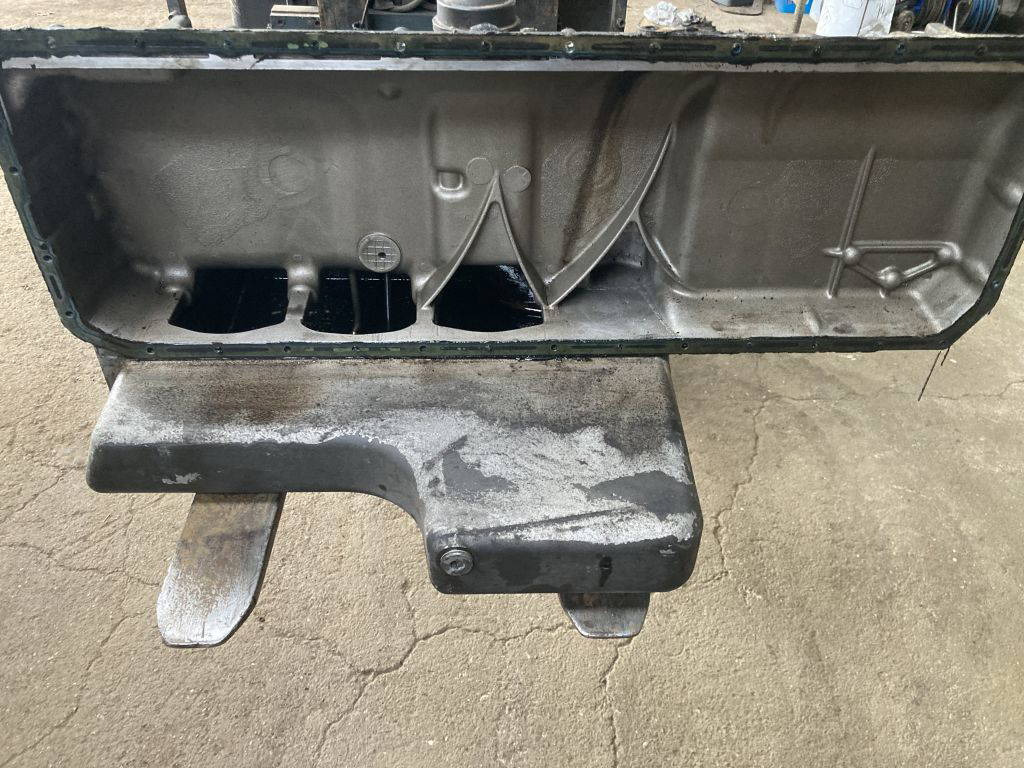 Mercedes-Benz Ölwanne Mercedes Motor OM 457 HLA A4570101113 OM457 Euro 5 EEV 15 - מחבת שמן עבור אוטובוס: תמונה 3 Mercedes-Benz Ölwanne Mercedes Motor OM 457 HLA A4570101113 OM457 Euro 5 EEV 15 - מחבת שמן עבור אוטובוס: תמונה 3