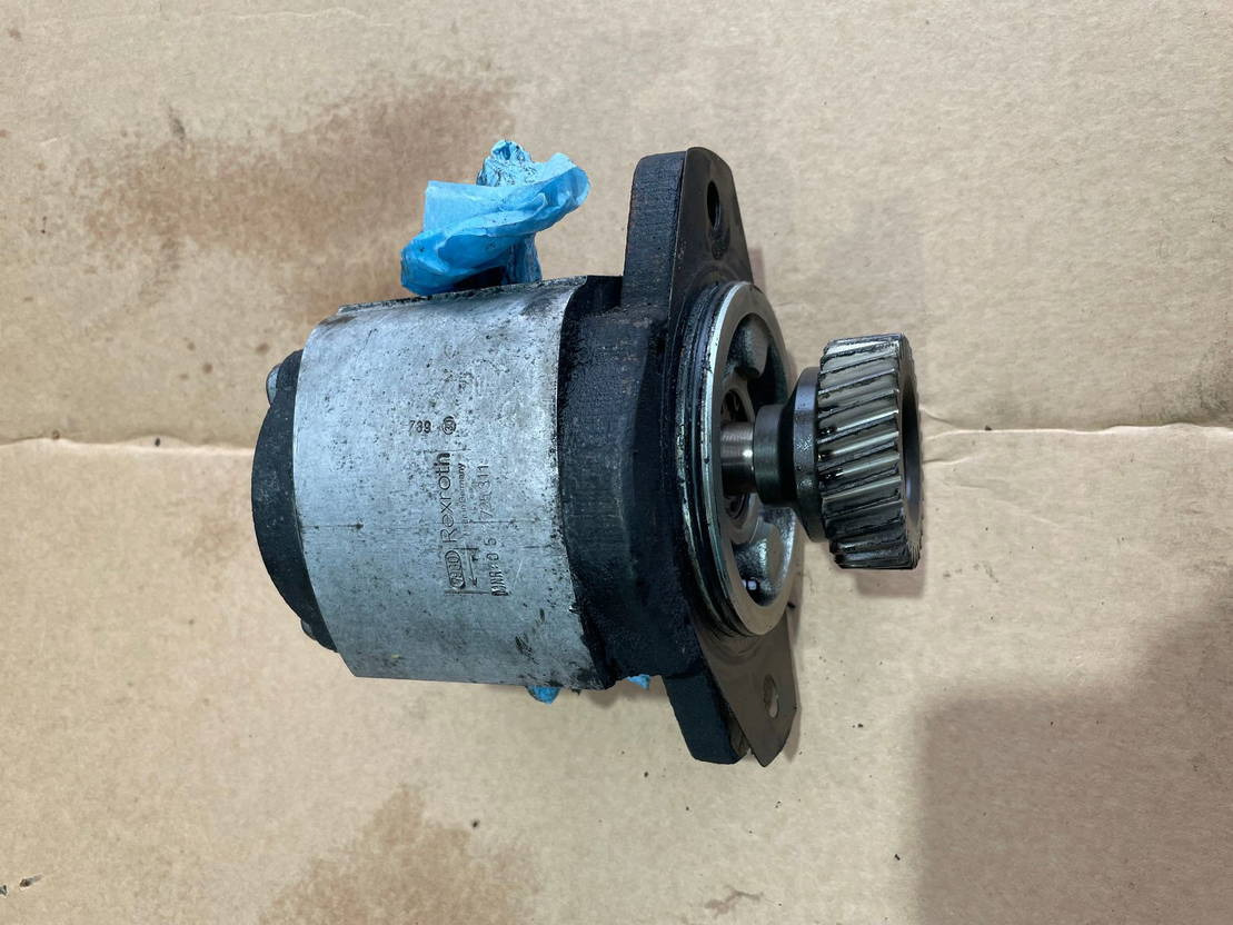 Rexroth Hydraulikpumpe Citaro Rexroth 0517725311 Lüfter Mercedes OM 457 HLA - משאבה הידרולית עבור אוטובוס: תמונה 1 Rexroth Hydraulikpumpe Citaro Rexroth 0517725311 Lüfter Mercedes OM 457 HLA - משאבה הידרולית עבור אוטובוס: תמונה 1