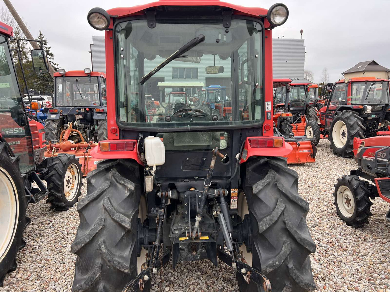 Yanmar EG334 - טרקטור קומפקטי: תמונה 4 Yanmar EG334 - טרקטור קומפקטי: תמונה 4