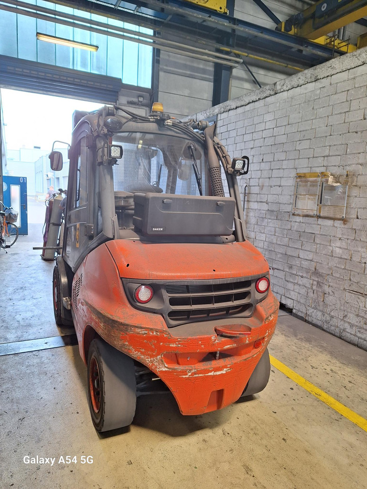 LINDE H 50 D-02 600 - מלגזת סולר: תמונה 4 LINDE H 50 D-02 600 - מלגזת סולר: תמונה 4