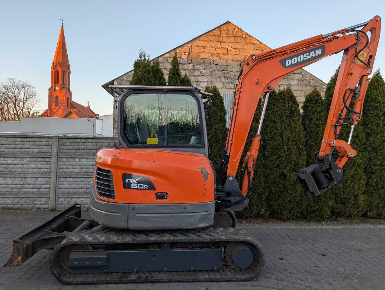 DOOSAN DX60R - מחפר: תמונה 2 DOOSAN DX60R - מחפר: תמונה 2