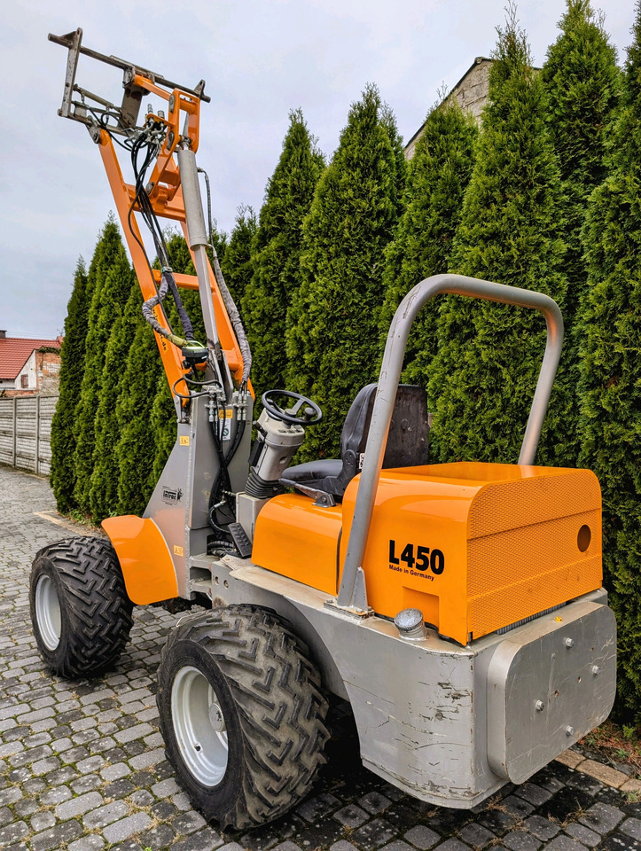 INTRAC L450 - מכונה חקלאית: תמונה 5 INTRAC L450 - מכונה חקלאית: תמונה 5