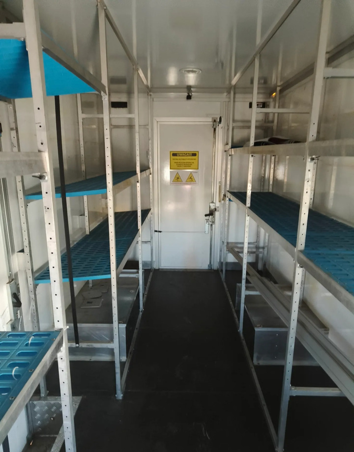 כלי רכב מסחרי עם תיבה IVECO DAILY 35S14: תמונה 7