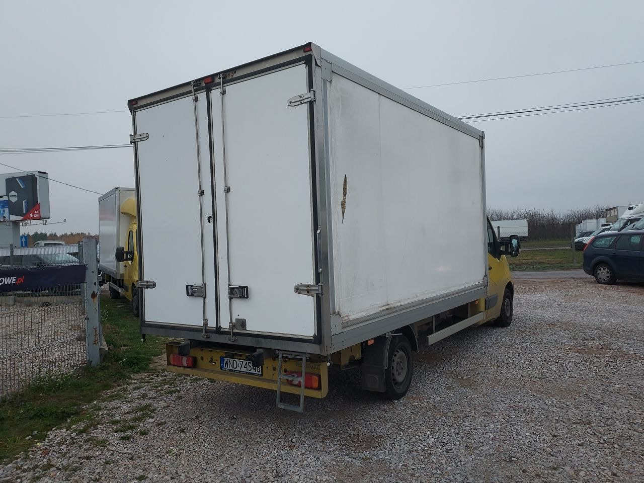 RENAULT MASTER - כלי רכב מסחרי עם תיבה: תמונה 3 RENAULT MASTER - כלי רכב מסחרי עם תיבה: תמונה 3