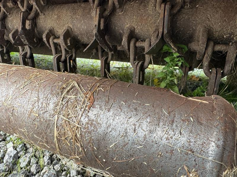 CARROY GIRAUDON 1,2M - מכסחת תבואה/ עשבים: תמונה 4 CARROY GIRAUDON 1,2M - מכסחת תבואה/ עשבים: תמונה 4