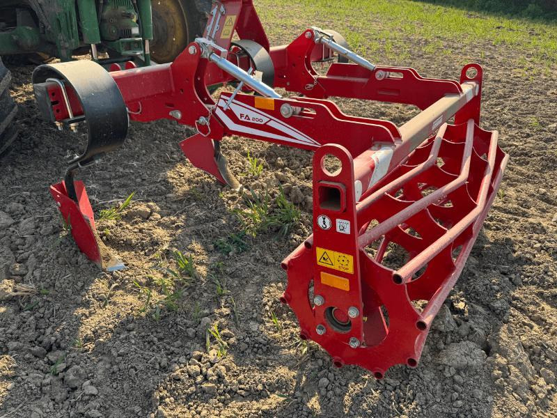 GRIMME FA200 - ציוד לתפוחי אדמה: תמונה 1 GRIMME FA200 - ציוד לתפוחי אדמה: תמונה 1