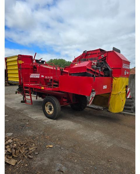 GRIMME SE 75/30 UB - מקצרת תפוחי אדמה: תמונה 2 GRIMME SE 75/30 UB - מקצרת תפוחי אדמה: תמונה 2