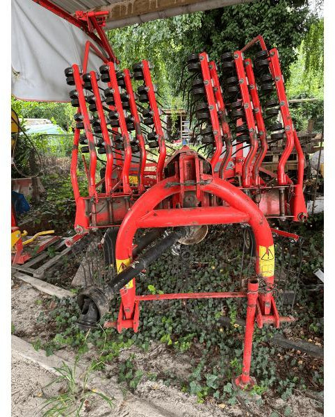 KUHN GA4521GM - גורף/ מגרפה: תמונה 2 KUHN GA4521GM - גורף/ מגרפה: תמונה 2