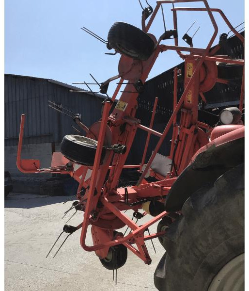 KUHN GF5902 - גורף/ מגרפה: תמונה 5 KUHN GF5902 - גורף/ מגרפה: תמונה 5