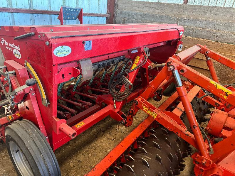 KVERNELAND M-DRILL 3M - מקדחת זרעים: תמונה 1 KVERNELAND M-DRILL 3M - מקדחת זרעים: תמונה 1